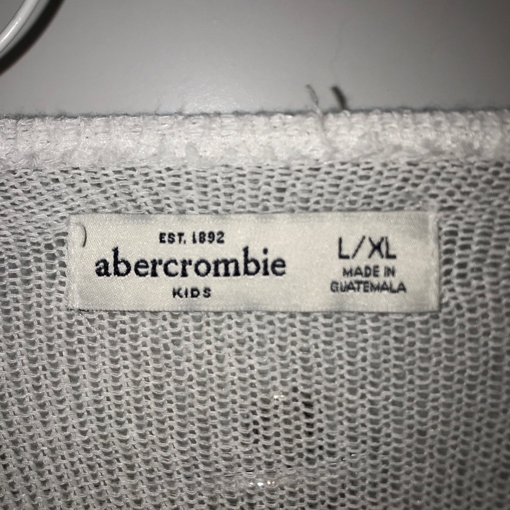 white abercrombie kids sweater